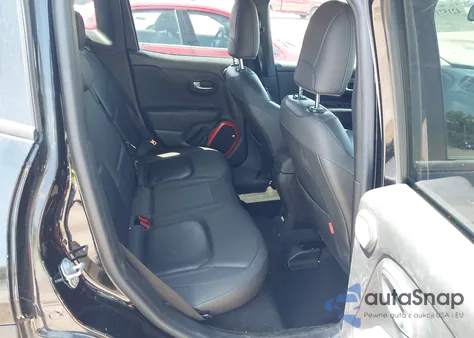 2017 Jeep Renegade Trailhawk 4X4 из США, поврежденный, VIN ZACCJBCB3HPE61900